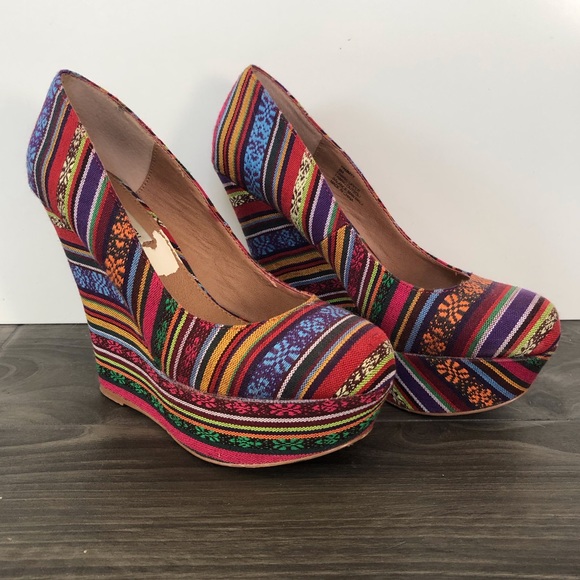 Steve Madden Shoes - Name Your Price! Steve Madden Pammyy Wedges - Sz 8